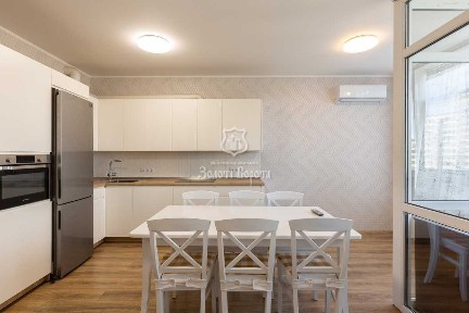 Продаж 3-кімнатної квартири 87.8 м², Євгена Сверстюка вул., 6А