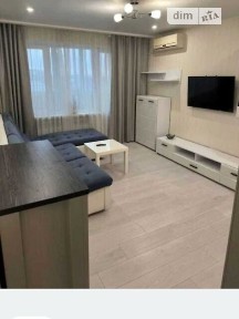 Довготривала оренда 1к квартири на вул. Незалежності 18 • ID 35005171