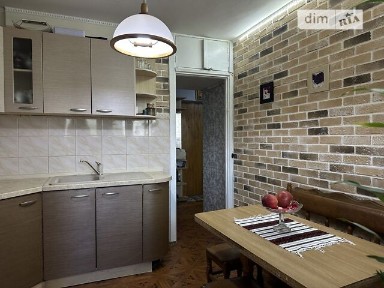 Продаж 2к квартири 48 кв. м на вул. Миколи Ушакова 4 • ID 35005102