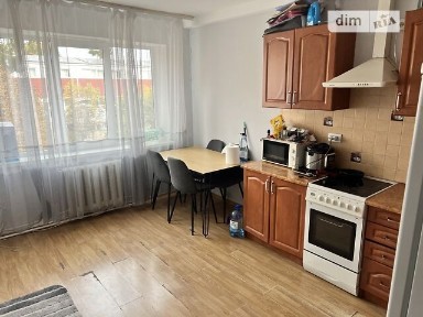 Продаж кімнати 30 кв. м на вул. Тролейбусна • ID 35005586