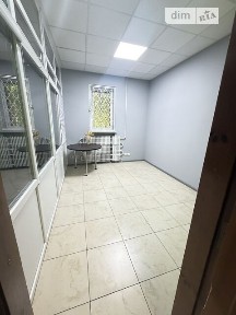 Оренда офісного приміщення на вул. Крушельницької Соломії 1, приміщень - 2, поверх - 1 • ID 35005465
