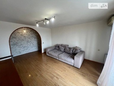 Довготривала оренда 3к квартири на вул. Олександра Кониського • ID 35006135