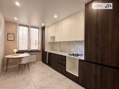 Продаж 1к квартири 39.3 кв. м на вул. Князя Володимира Великого 14 • ID 35006385
