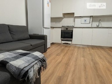 Продаж 1к квартири 42 кв. м на вул. Оптимістична 1 • ID 35006316