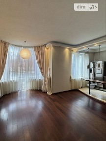 Продаж 3к квартири 101 кв. м на вул. Золотоустівська 50 • ID 35005446
