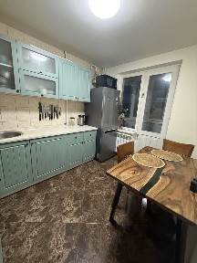 Продаж 3- кімнатної квартири з сучасним ремонтом та меблями. м. Черкаси р-н ПЗР