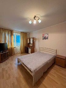 3-кімнатна квартира у центрі міста! Роздільне планування! Продаж!