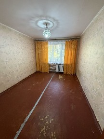 продається 2-х кімнатна квартира