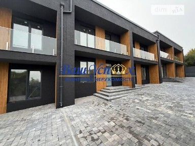 Продаж 2 поверхового таунхауса з ділянкою на 3 сотки, 135 кв. м, 4 кімнати, на вул. Парникова 33 • ID 35008654