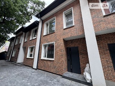 Продаж 2 поверхового таунхауса з ділянкою на 1 сотку, 98 кв. м, 4 кімнати, на вул. Українська 26 • ID 35006338