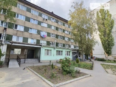 Продаж кімнати 19 кв. м на вул. Інститутська 13 • ID 35009504