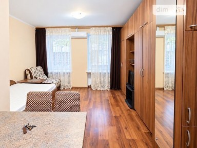 Пантелеймонівська вулиця, район Приморський, Одеса, вул. Пантелеймонівська 10 35009085
