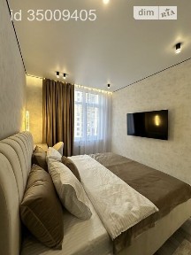 Продаж 1к квартири 43 кв. м на вул. Краснова 1В • ID 35009405