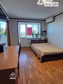 Продаж 2к квартири 45.6 кв. м на 8-а вул. Пересипська 1 • ID 35009278