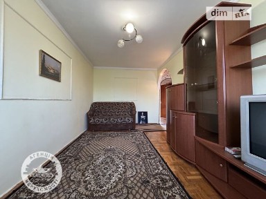 Продаж 3к квартири 58 кв. м на вул. Довженка Олександра • ID 35009248
