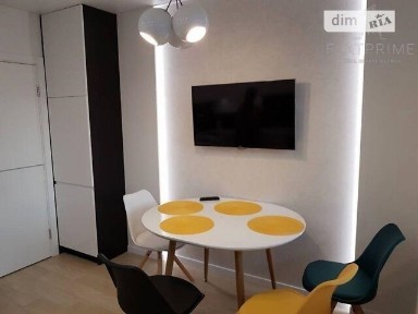 Продаж 1к квартири 55 кв. м на вул. Сергія Данченка 5 • ID 35009172