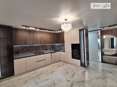 Продаж 3к квартири 82 кв. м на просп. Злуки • ID 35009132