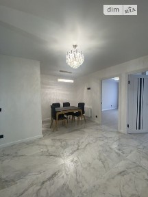 Продаж 3к квартири 82 кв. м на просп. Злуки • ID 35009116