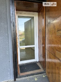 Здається комерційне приміщення на просп. Центральний 87/3, площа 35 кв. м • ID 35008256