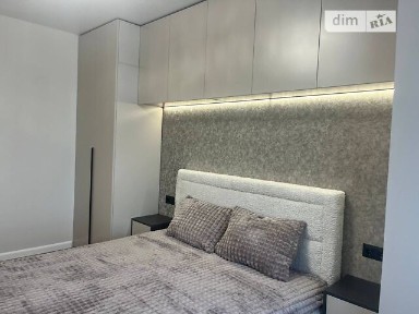 Продаж 1к квартири 38 кв. м на бул. Південний • ID 35008063