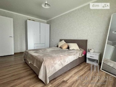Продаж 3к квартири 57 кв. м на вул. Донецька 53 • ID 35007797