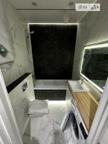 Продаж 1к квартири 28 кв. м на вул. Практична 4 • ID 35007706