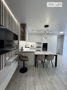 Продаж 2к квартири 67 кв. м на вул. Оптимістична 1 • ID 35007577