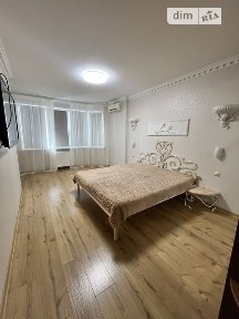 Продаж 2к квартири 78 кв. м на вул. Академіка Сахарова 36 • ID 35007457