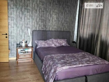 Продаж 2к квартири 65 кв. м на вул. Пріорська 16 • ID 35006463