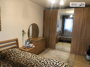 Продаж 3к квартири 82 кв. м на вул. Миколи Голего 12 • ID 35006263