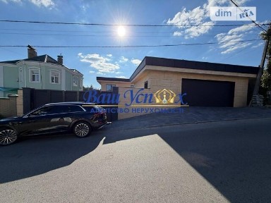 Продаж 2 поверхового будинку з ділянкою на 15 соток, 300 кв. м, 5 кімнат, на пров. Виноградний 33 • ID 35008669