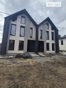 Продаж 2 поверхового дуплекса з ділянкою на 2.3 сотки, 114 кв. м, 4 кімнати, на вул. Парникова • ID 35007579