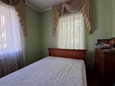 Будинок 68 кв. м. під ремонт в центрі Ірпіня.