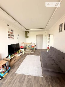 Продаж 3к квартири 68 кв. м на вул. Богатирська 20 • ID 35010298
