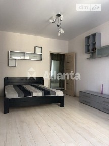 Продаж 1к квартири 40 кв. м на мас. Радужний 16/4 • ID 35010288