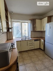 Продаж 3к квартири 87 кв. м на вул. Академічна • ID 35010207