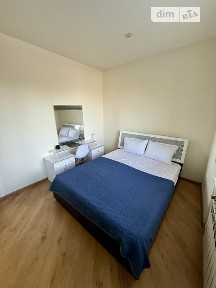 Продаж 1к квартири 32 кв. м на вул. Берегова 3 • ID 35010073