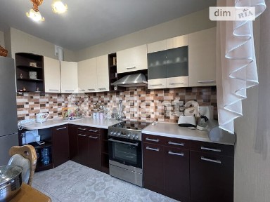 Продаж 3к квартири 71 кв. м на вул. Михайла Грушевського 30Б • ID 35010552