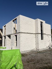 Продаж 2 поверхового будинку з верандою і ділянкою на 5.5 сотки, 160 кв. м, 5 кімнат, на вул. Берегова 12 • ID 35010651