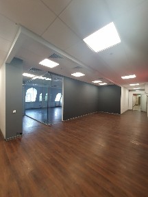 Оренда офісу 1070 м², Верхній Вал вул.