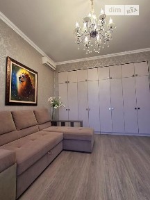 Продаж 2к квартири 60.5 кв. м на просп. Центральний • ID 35010882