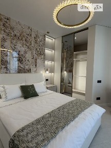 Продаж 2к квартири 67 кв. м на вул. Краснова 1А • ID 35011829