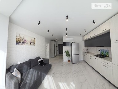 Продаж 1к квартири 53 кв. м на вул. Бандери Степана 77 • ID 35011426