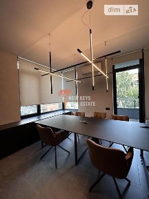 Продаж офісного приміщення 109 кв. м. на 2 поверсі на вул. Жилянська 68, багатоповерхова будівля • ID 35012634