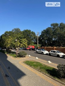 Здається комерційне приміщення на вул. Літературна 12А, площа 60 кв. м • ID 35011156
