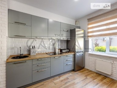 Продаж 1 поверхового будинку з верандою і ділянкою на 10 соток, 270 кв. м, 5 кімнат, на вул. Салютна • ID 35012123