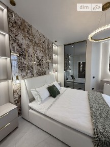 Продаж 2к квартири 67 кв. м на вул. Краснова 1Ж • ID 35011014