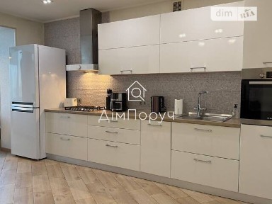 Довготривала оренда 1к квартири на вул. Набережна Перемоги 62 • ID 35012703