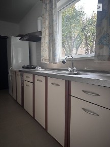 Довгострокова оренда частини будинку від посередника на вул. Олександра Довженка 7 • ID 35013183