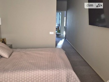 Продаж 2к квартири 81.9 кв. м на вул. Пасічна • ID 35013665